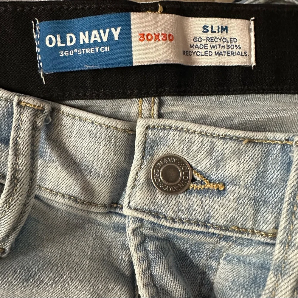 Old Navy 360 Stretch Slim Jeans in Light Wash Denim 30 x 30